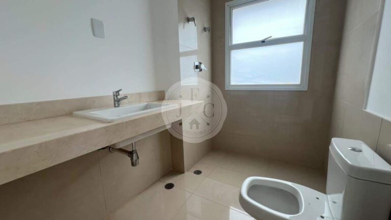 Apartamento à venda no Vila do Golfe: