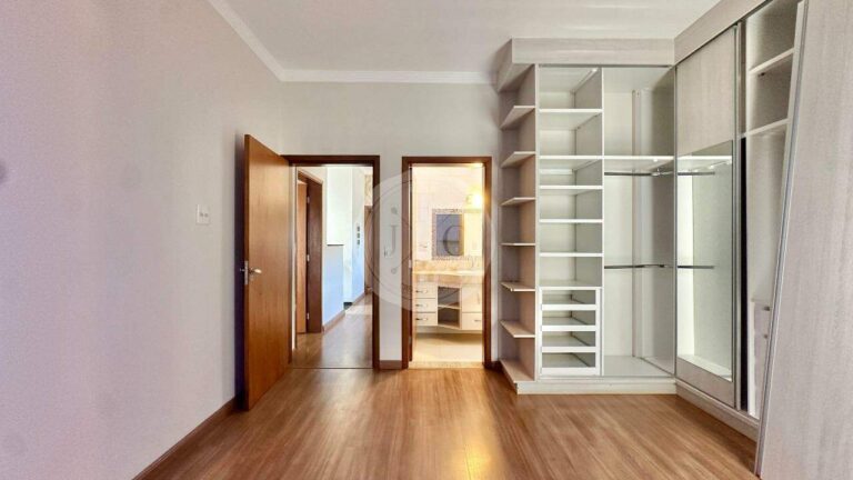 Casa em Condomínio para aluguel no Jardim San Marco: