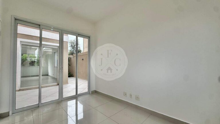 Casa em Condomínio para aluguel no Vila do Golfe:
