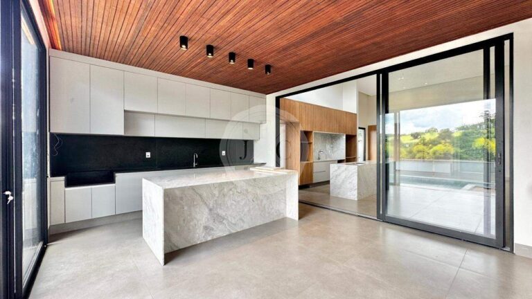 Casa em Condomínio para aluguel no Residencial e Empresarial Alphaville: