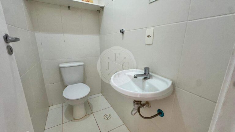 Casa em Condomínio para aluguel no Vila do Golfe: