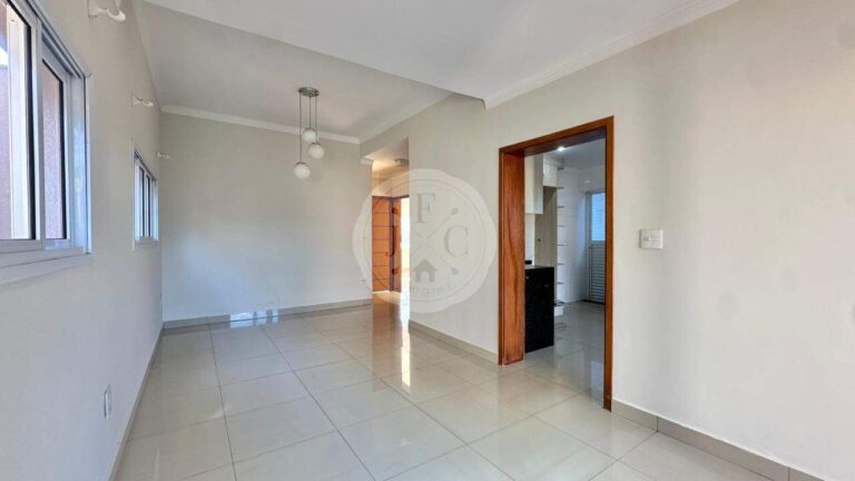 Casa em Condomínio para aluguel no Jardim San Marco: