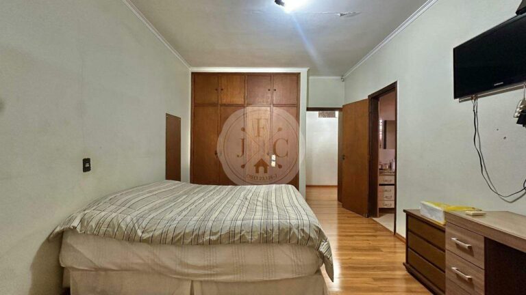 Casa à venda no Jardim São Luiz: