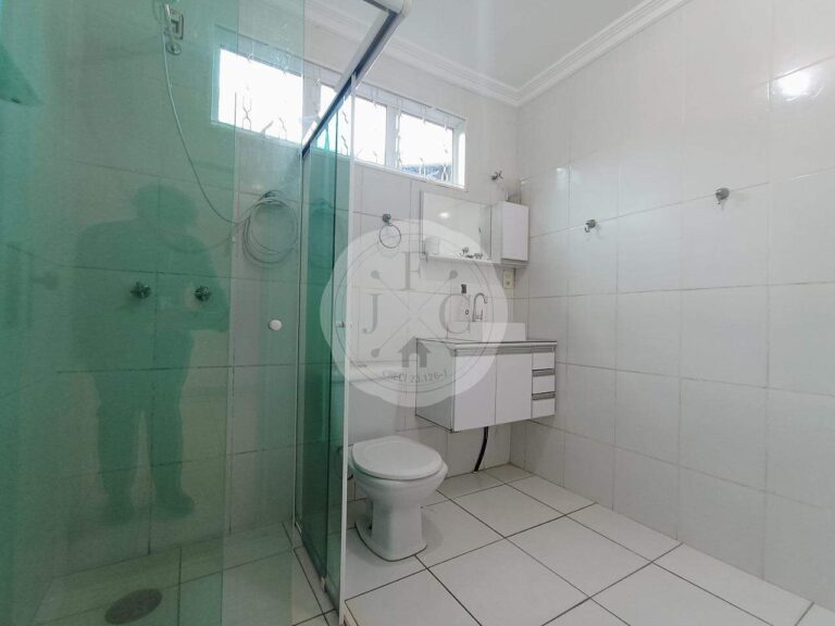 Casa para aluguel no Adelino Simioni: