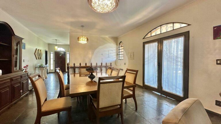 Casa à venda no Jardim São Luiz: