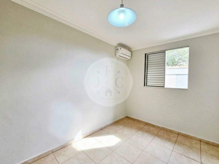 Casa em Condomínio para aluguel no Jardim dos Gerânios: