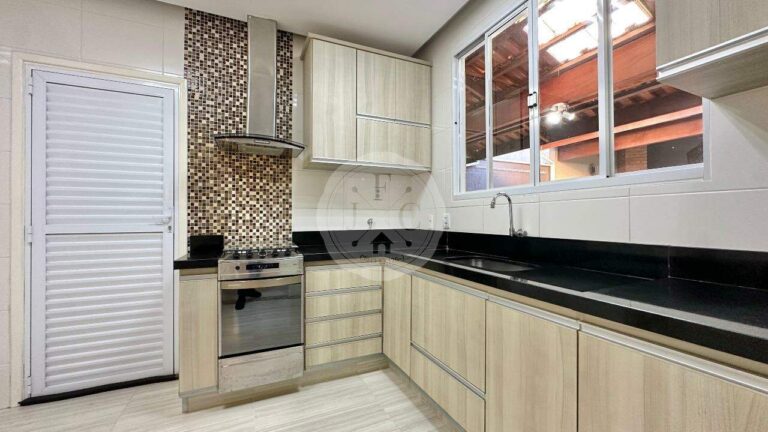 Casa em Condomínio para aluguel no City Ribeirão: