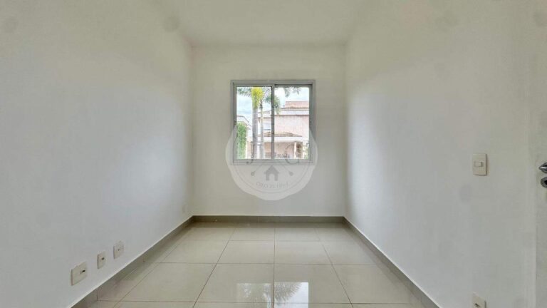 Casa em Condomínio para aluguel no Vila do Golfe: