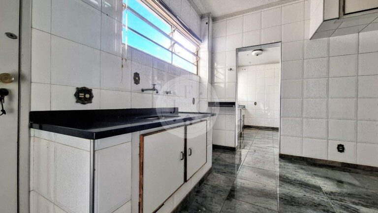 Apartamento à venda no Centro:
