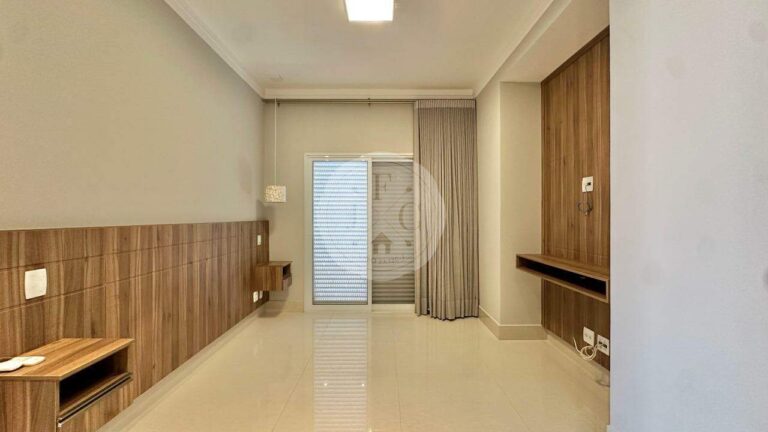 Casa em Condomínio para aluguel no Residencial e Empresarial Alphaville: