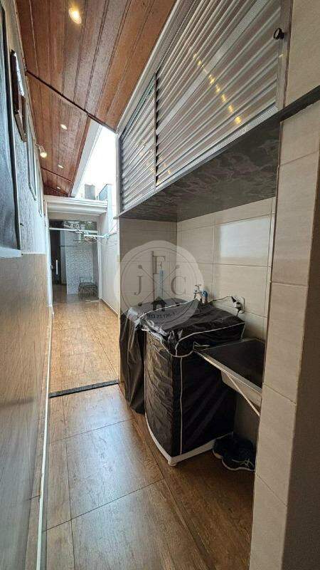 Casa em Condomínio para aluguel no Jardim dos Gerânios: