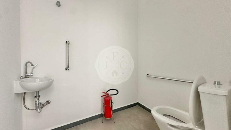 Loja para aluguel no Condomínio Itamaraty: