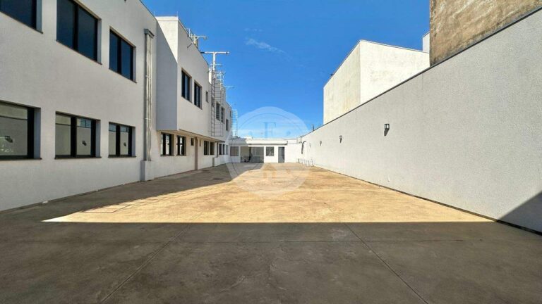 Prédio Comercial para aluguel no Jardim Califórnia: