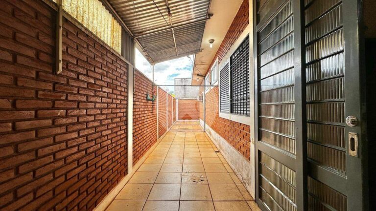 Casa Comercial à venda no Jardim São Luiz:
