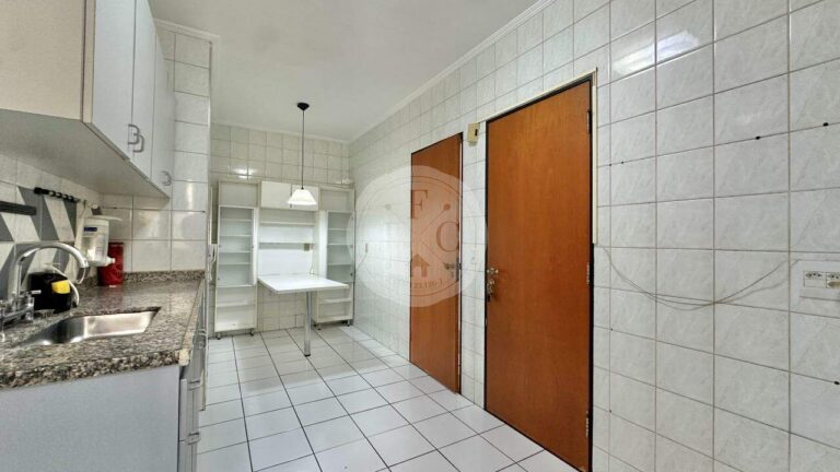 Apartamento para aluguel no Presidente Médici: