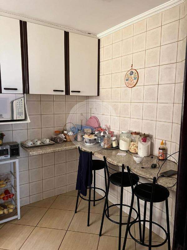 Casa à venda no Jardim Irajá: