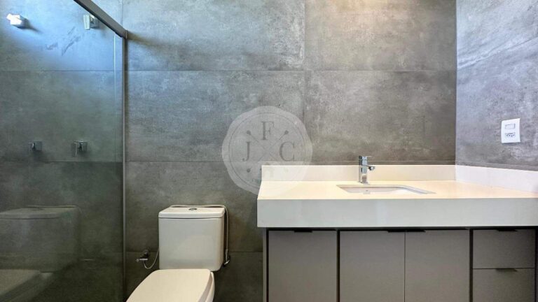 Casa em Condomínio à venda no Residencial e Empresarial Alphaville: