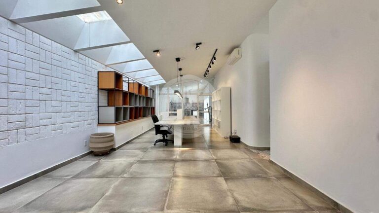 Casa Comercial à venda no Alto da Boa Vista: