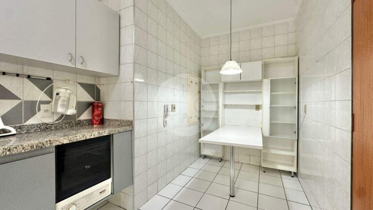 Apartamento para aluguel no Presidente Médici: