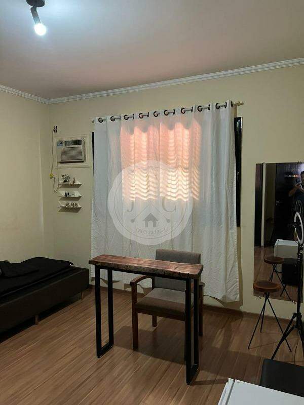 Casa à venda no Jardim Irajá:
