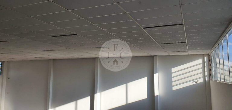 Salão para aluguel no Planalto Verde: