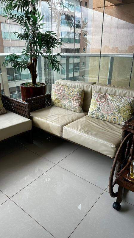 Apartamento à venda no Bosque das Juritis: