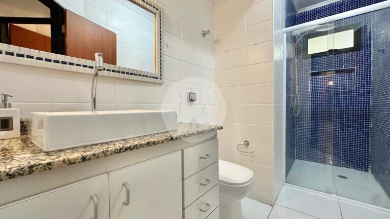 Apartamento para aluguel no Presidente Médici: