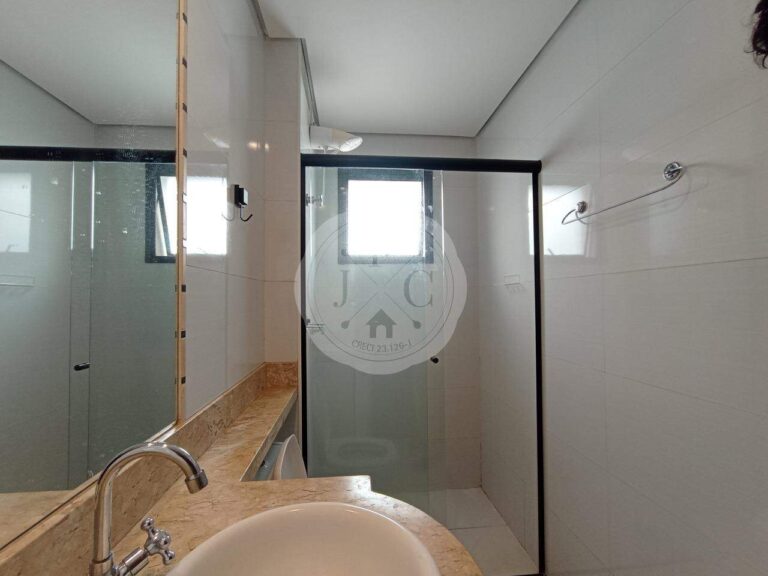 Apartamento Duplex para aluguel no Bosque das Juritis: