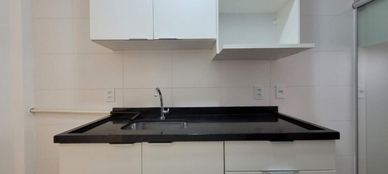 Apartamento para aluguel no Jardim Botânico: Cozinha