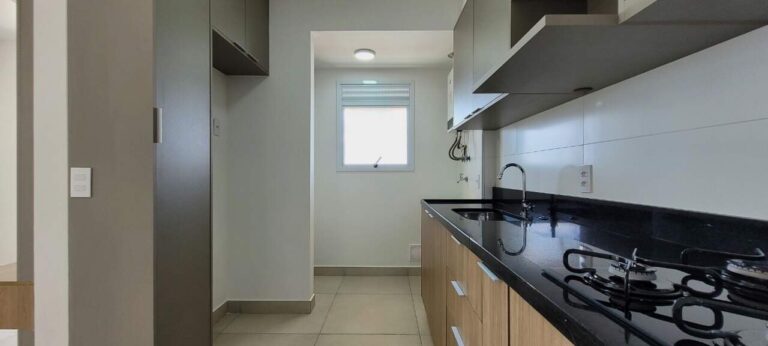 Apartamento para aluguel no Alto da Boa Vista: cozinha