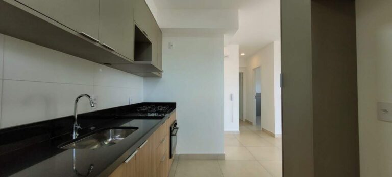 Apartamento para aluguel no Alto da Boa Vista: cozinha