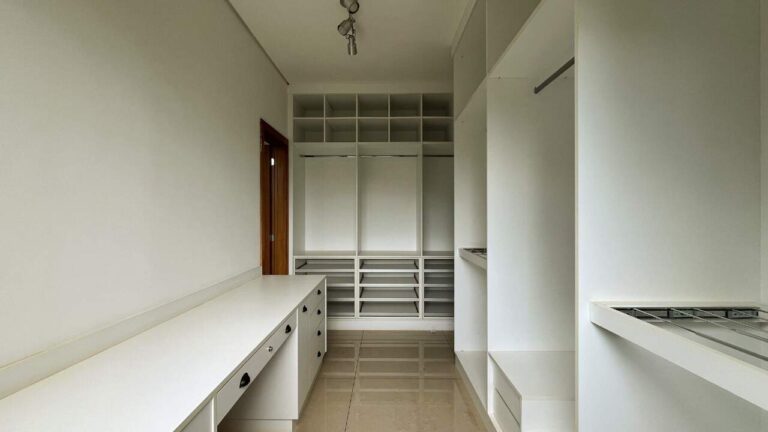 Apartamento à venda no Jardim Botânico: Closet su te master