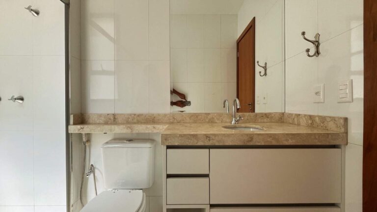 Apartamento à venda no Jardim Botânico: Banheiro su te 2