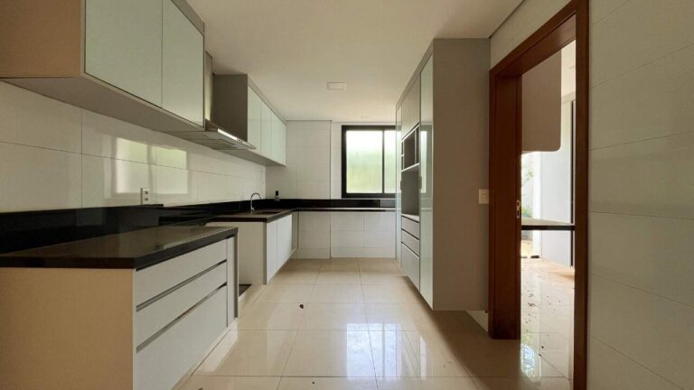 Apartamento à venda no Jardim Botânico: Cozinha