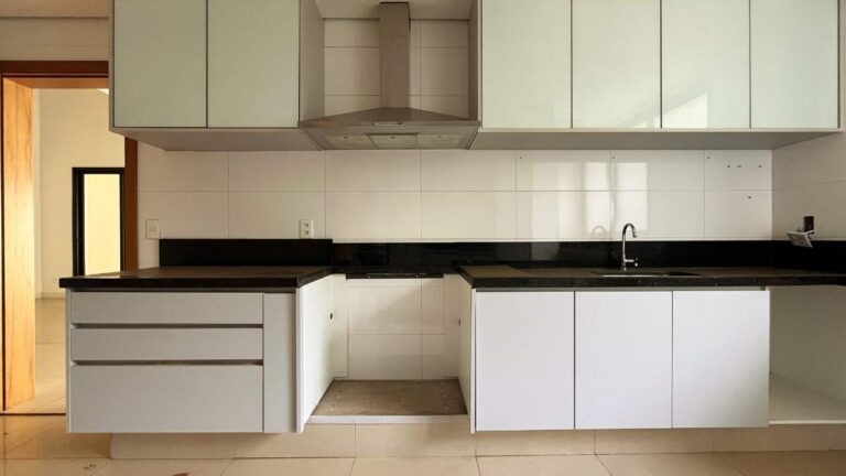 Apartamento à venda no Jardim Botânico: Cozinha