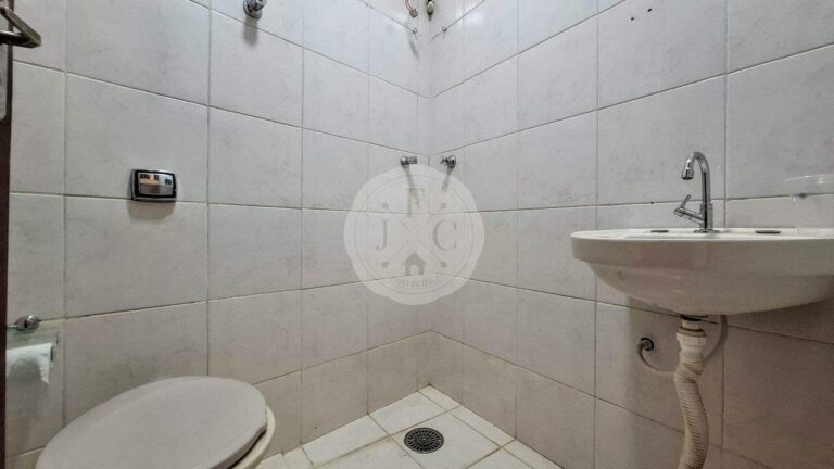 Casa Comercial à venda no Jardim Palma Travassos: