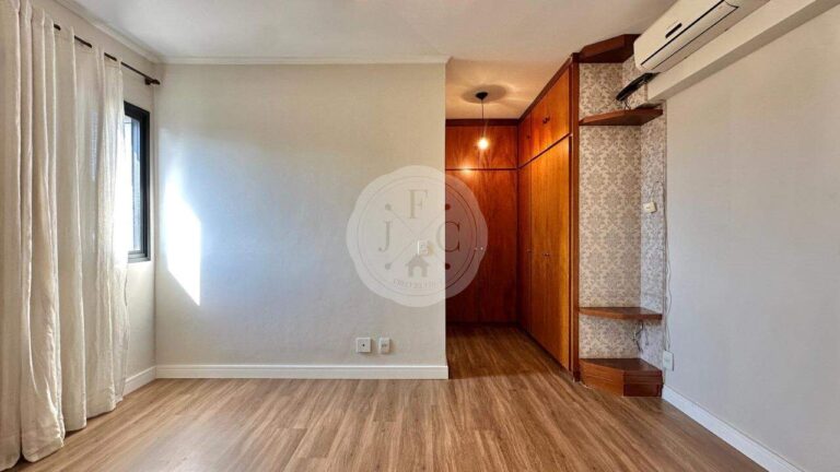 Apartamento para aluguel no Presidente Médici: