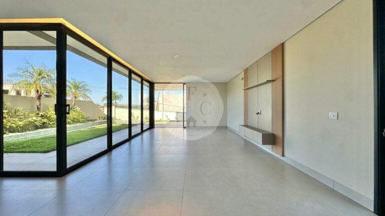 Casa em Condomínio à venda no Residencial e Empresarial Alphaville: