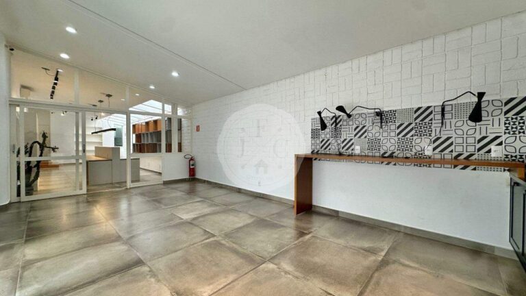 Casa Comercial à venda no Alto da Boa Vista: