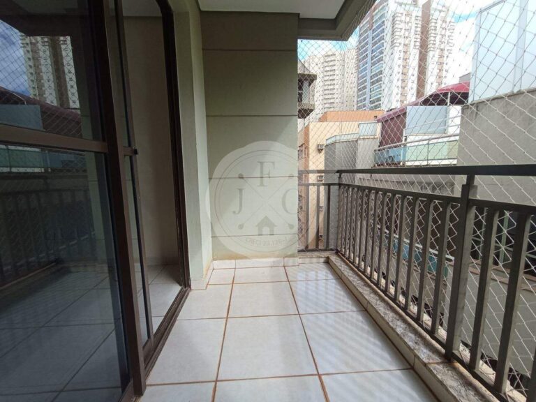 Apartamento Duplex para aluguel no Bosque das Juritis: