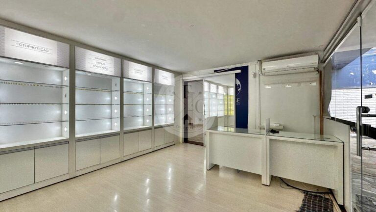 Casa Comercial à venda no Jardim São Luiz: