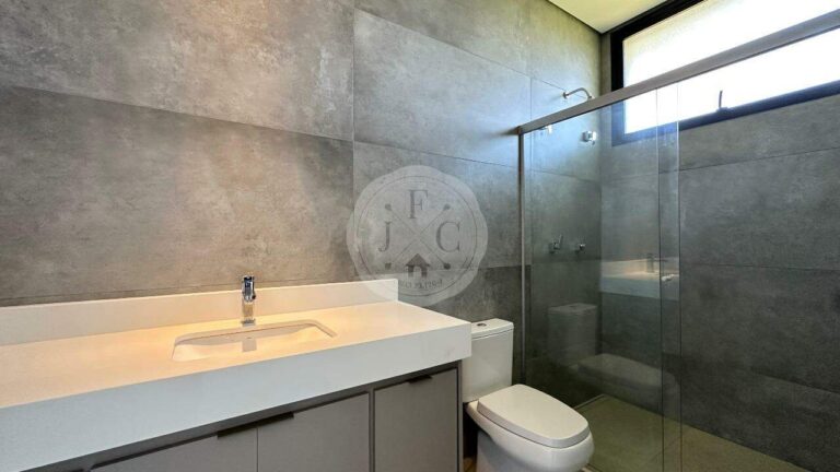 Casa em Condomínio à venda no Residencial e Empresarial Alphaville:
