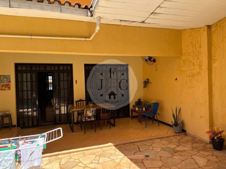 Casa à venda no Jardim Irajá: