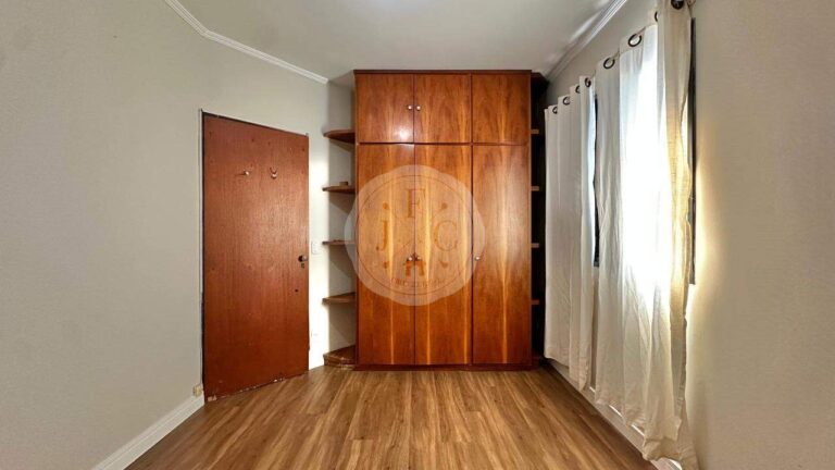 Apartamento para aluguel no Presidente Médici: