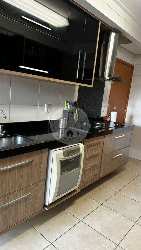 Apartamento à venda no Bosque das Juritis:
