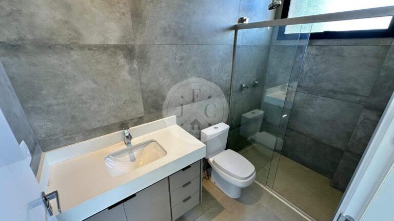 Casa em Condomínio à venda no Residencial e Empresarial Alphaville: