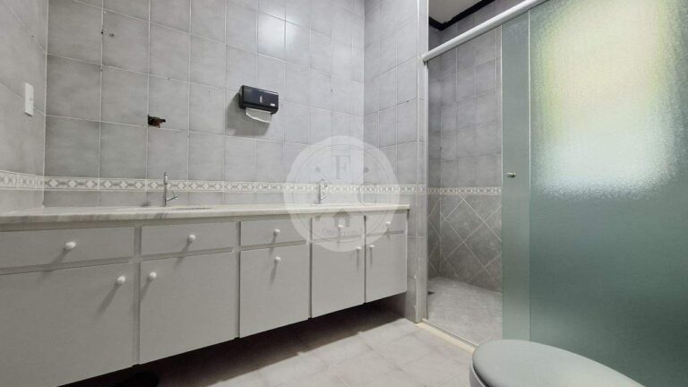 Casa Comercial à venda no Jardim Palma Travassos: