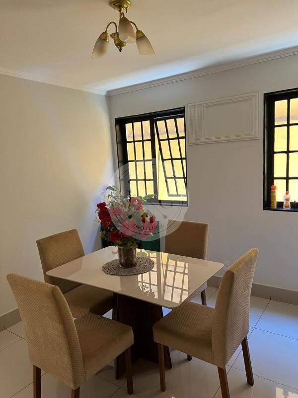 Casa à venda no Jardim Irajá: