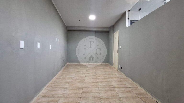 Casa Comercial à venda no Jardim Palma Travassos: