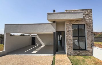 Casa em Condomínio para aluguel no Loteamento Santa Marta: